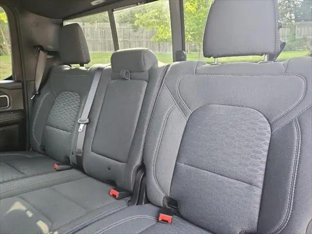 2025 Ram 1500 Big Horn Crew Cab 4x4 5'7" Box