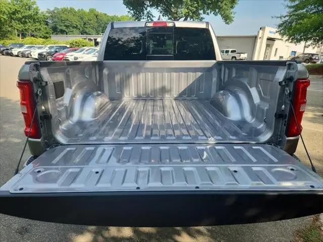 2025 Ram 1500 Big Horn Crew Cab 4x4 5'7" Box