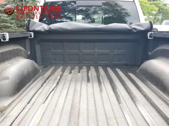 2017 Ram 1500 Laramie Crew Cab 4x4 5'7" Box