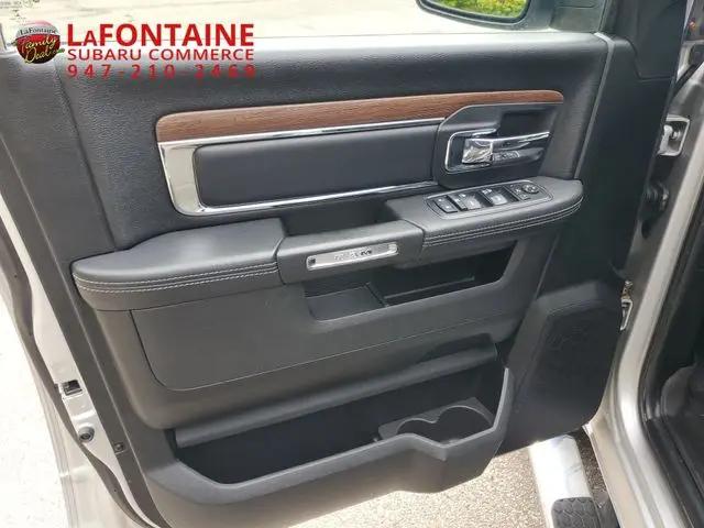2017 Ram 1500 Laramie Crew Cab 4x4 5'7" Box