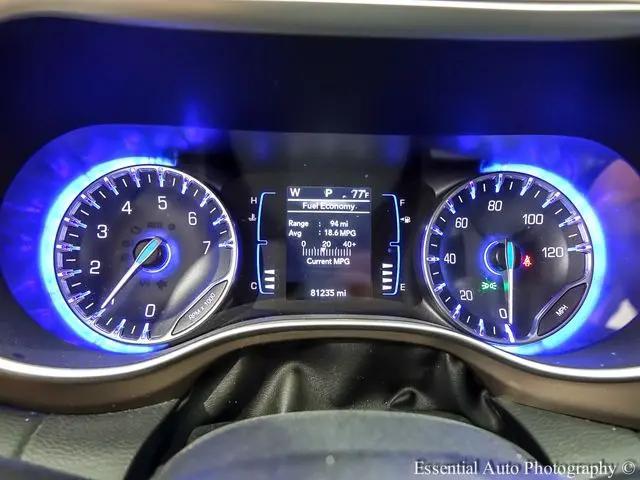 2021 Chrysler Voyager LXI