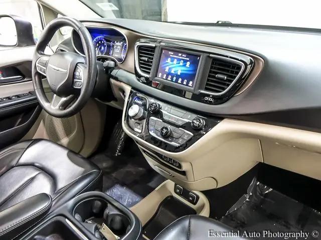 2021 Chrysler Voyager LXI