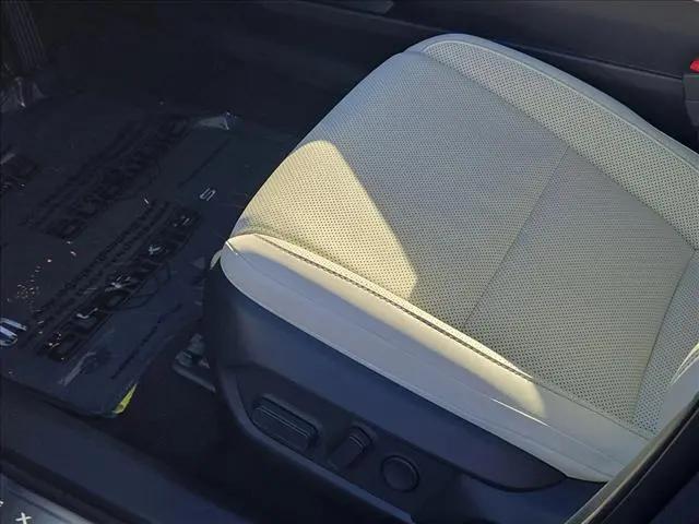 2026 Lexus ES 350 Premium+