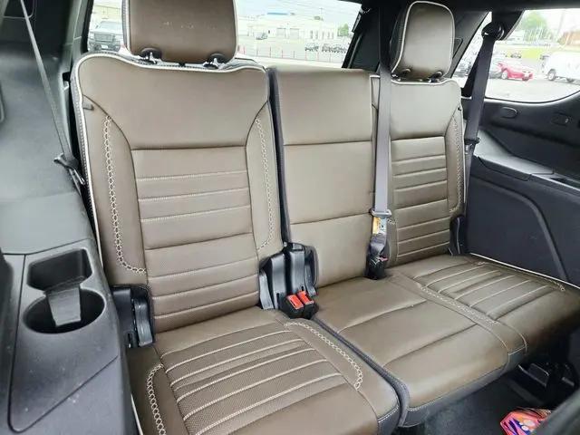 2025 GMC Yukon 4WD Denali Ultimate