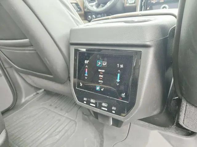 2025 GMC Yukon 4WD Denali Ultimate