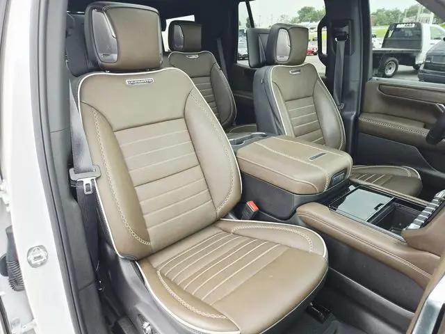 2025 GMC Yukon 4WD Denali Ultimate
