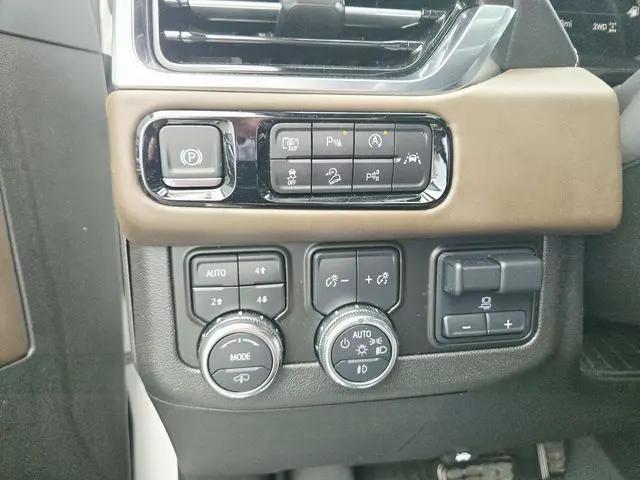 2025 GMC Yukon 4WD Denali Ultimate