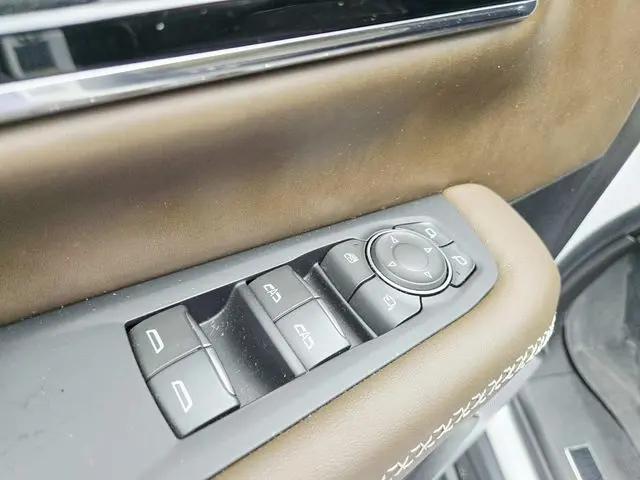 2025 GMC Yukon 4WD Denali Ultimate