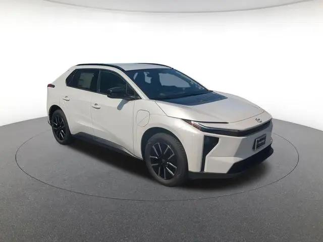 2026 Toyota bZ XLE Plus