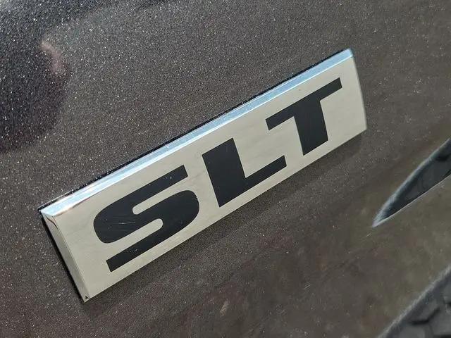 2024 Ram 1500 Classic SLT Quad Cab 4x4 64 Box