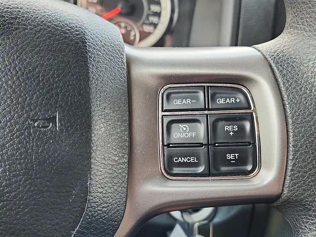 2024 Ram 1500 Classic SLT Quad Cab 4x4 64 Box