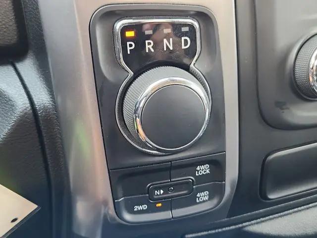 2024 Ram 1500 Classic SLT Quad Cab 4x4 64 Box