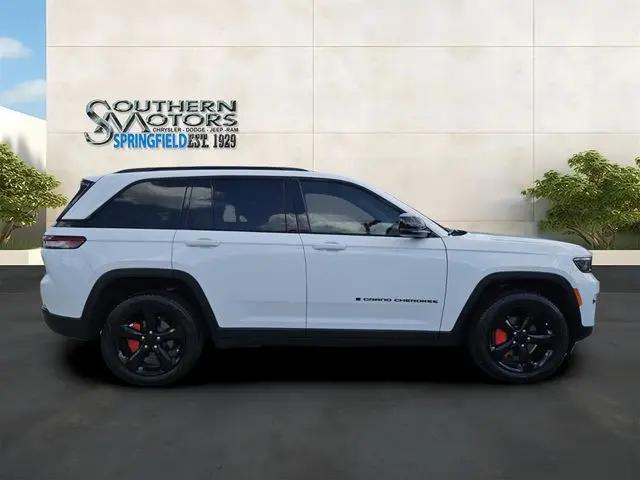 2025 Jeep Grand Cherokee Limited 4x2