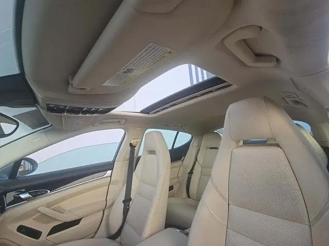 2014 Porsche Panamera Panamera