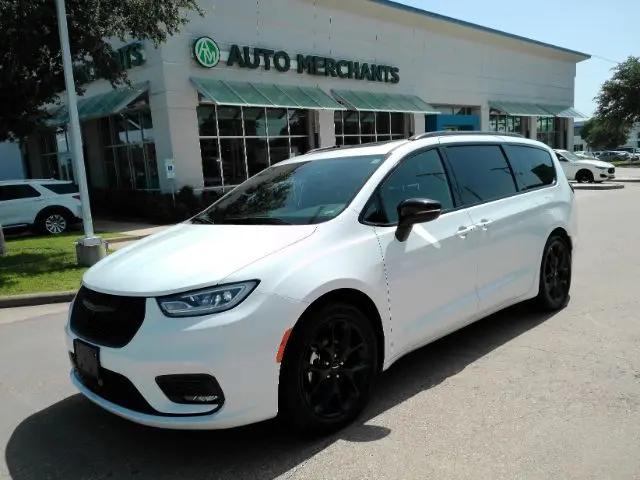 2025 Chrysler Pacifica Limited for sale in Plano, TX