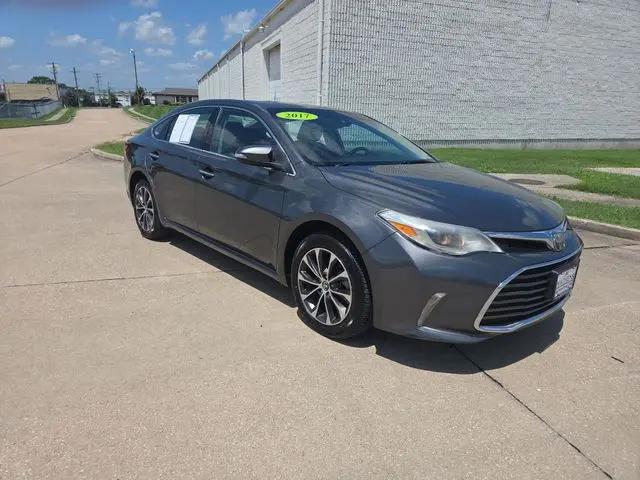 2017 Toyota Avalon XLE for sale in Columbia, MO