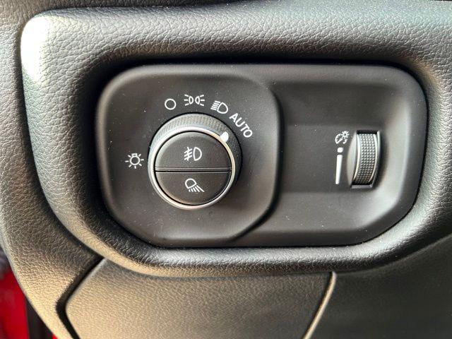 2026 Ram 2500 Big Horn Crew Cab 4x4 64 Box