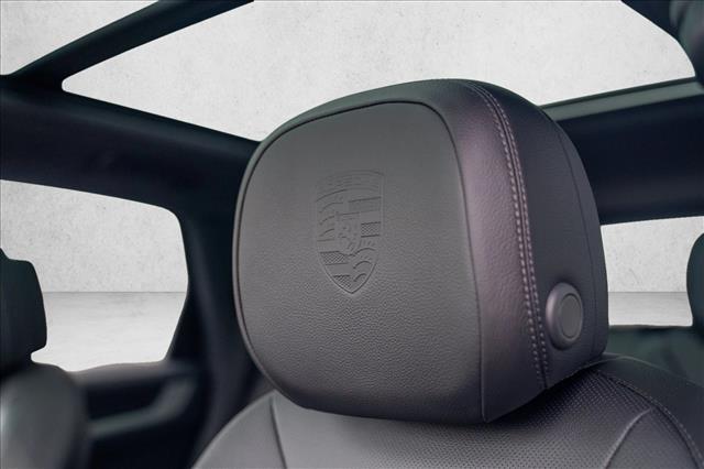 2026 Porsche Cayenne AWD