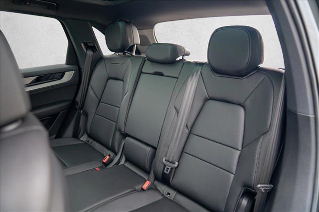 2026 Porsche Cayenne AWD