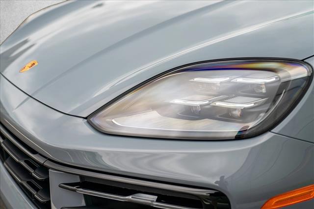 2026 Porsche Cayenne AWD