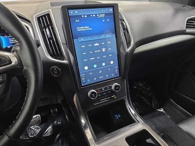 2021 Ford Edge ST