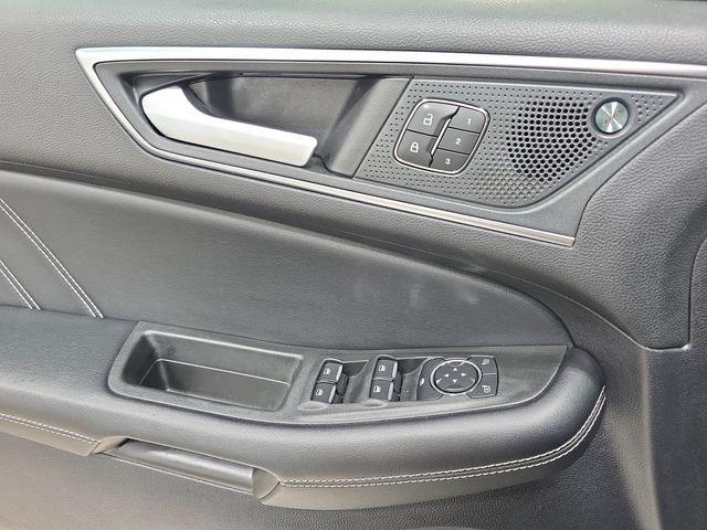 2021 Ford Edge ST
