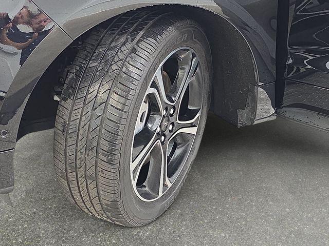 2021 Ford Edge ST