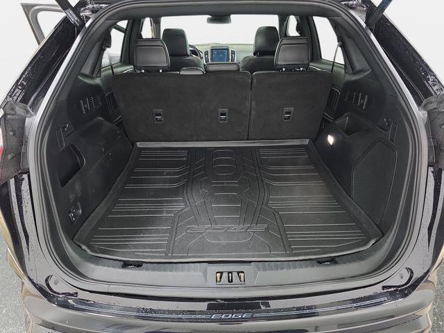 2021 Ford Edge ST