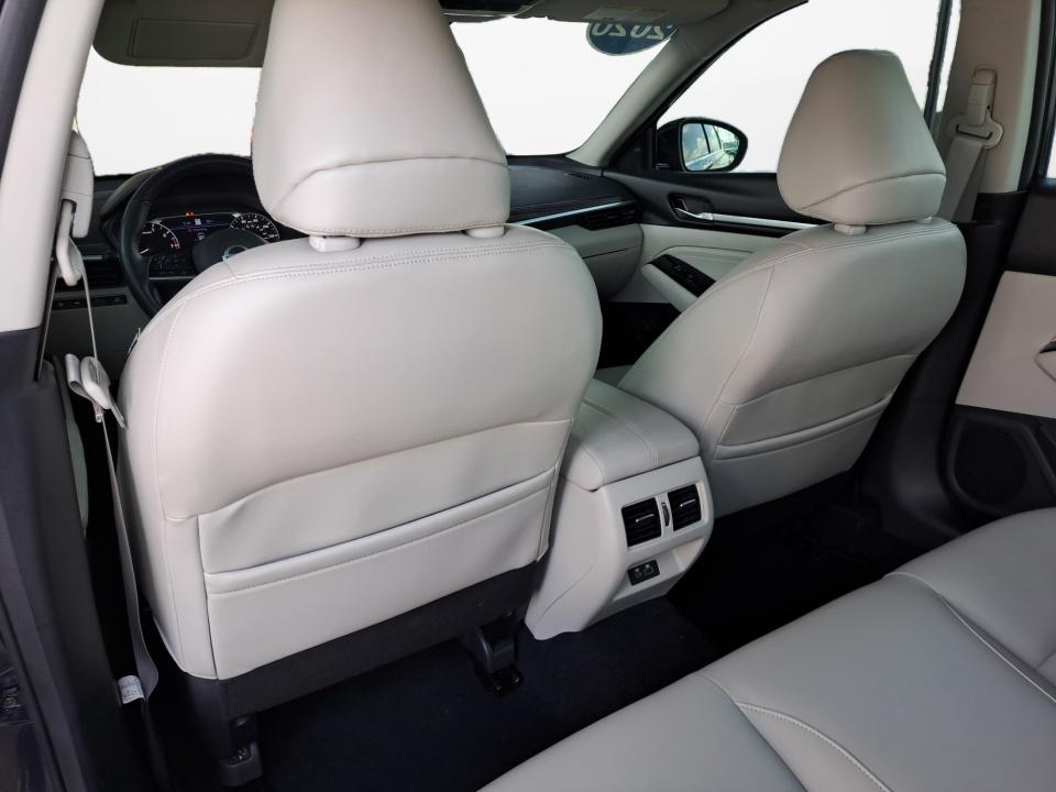 2020 Nissan Altima Platinum - Photo 16