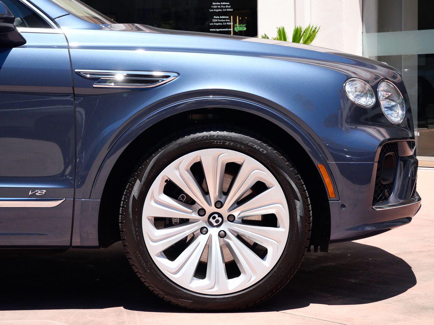 2021 Bentley Bentayga Base - Photo 6