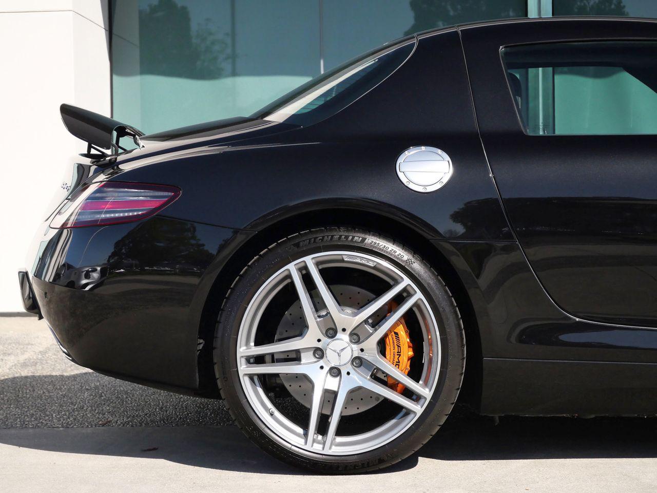 2012 Mercedes-Benz SLS AMG Base - Photo 10