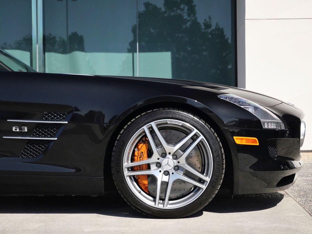 2012 Mercedes-Benz SLS AMG Base - Photo 11