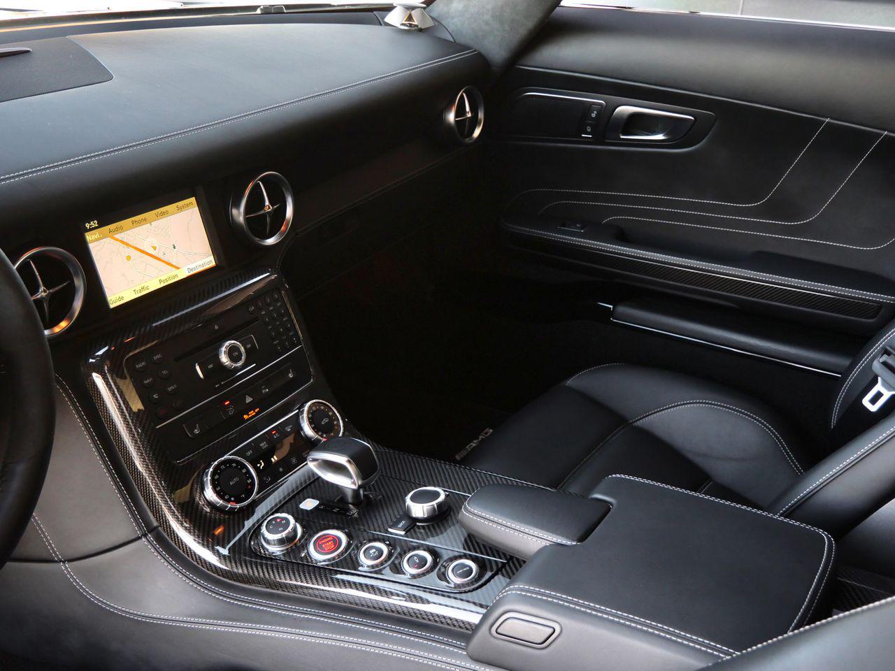 2012 Mercedes-Benz SLS AMG Base - Photo 18