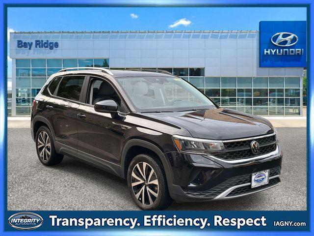 2023 Volkswagen Taos 1.5T SE for sale in BROOKLYN, NY