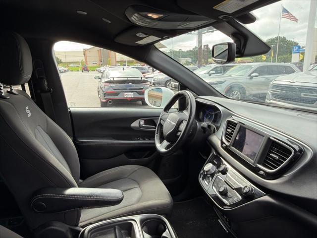 2020 Chrysler Pacifica Touring