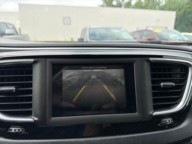 2020 Chrysler Pacifica Touring