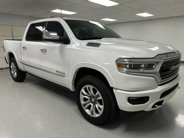 2022 Ram 1500 Limited Crew Cab 4x4 5'7" Box for sale in Blue Springs, MO