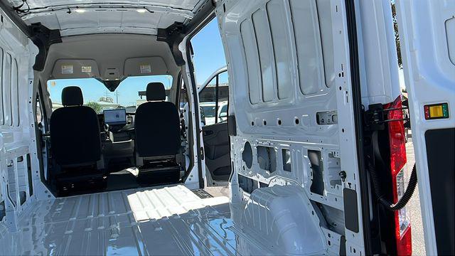 2026 Ford Transit Cargo Van Base