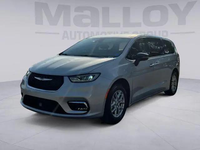 2024 Chrysler Pacifica Touring L for sale in Winchester, VA