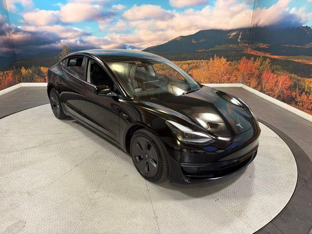 2022 Tesla Model 3 Long Range Dual Motor All-Wheel Drive