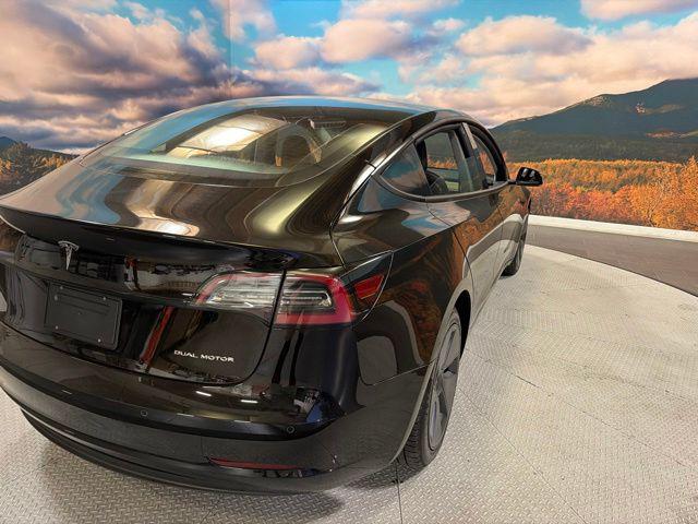 2022 Tesla Model 3 Long Range Dual Motor All-Wheel Drive