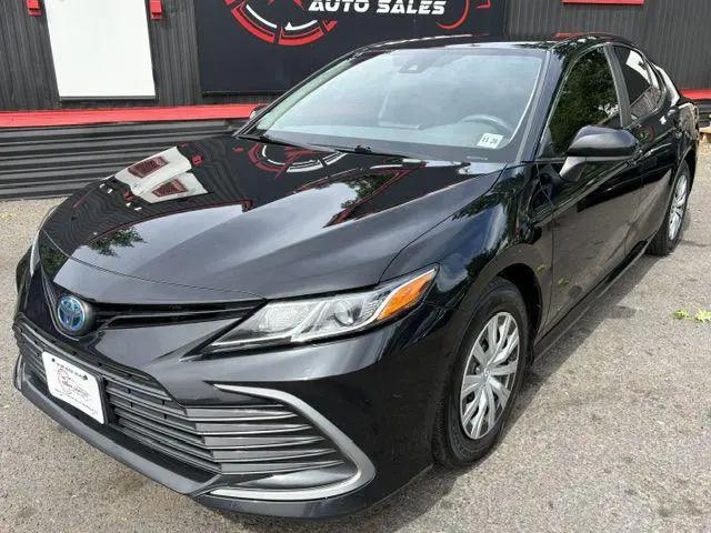 2022 Toyota Camry LE Hybrid for sale in Plainfield, NJ