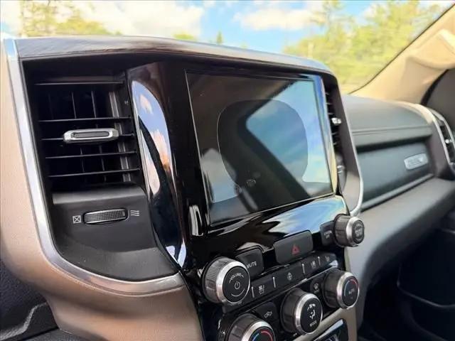 2020 Ram 1500 Laramie Crew Cab 4x4 5'7" Box