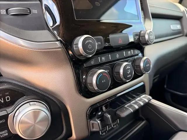 2020 Ram 1500 Laramie Crew Cab 4x4 5'7" Box