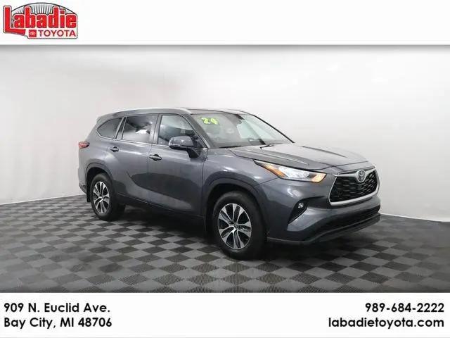 2024 Toyota Highlander XLE for sale in Bay City, MI