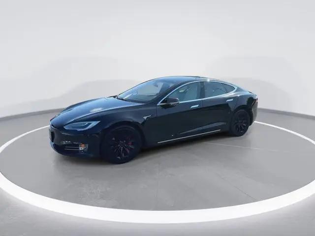 2021 Tesla Model S Long Range Plus Dual Motor All-Wheel Drive