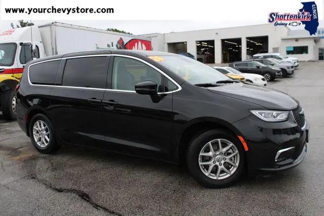 2024 Chrysler Pacifica Touring L for sale in Quincy, IL