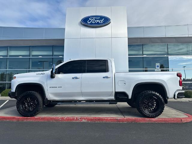 2020 Chevrolet Silverado 2500HD 4WD Crew Cab Standard Bed High Country for sale in Warrenton, OR