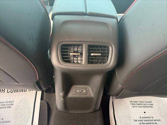 2023 Buick Envision Essence FWD