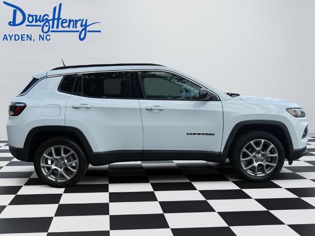 2022 Jeep Compass Latitude Lux 4x4